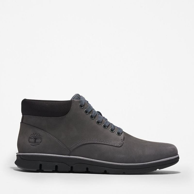 Timberland Bradstreet Leather Chukka Boot for Men in Grey